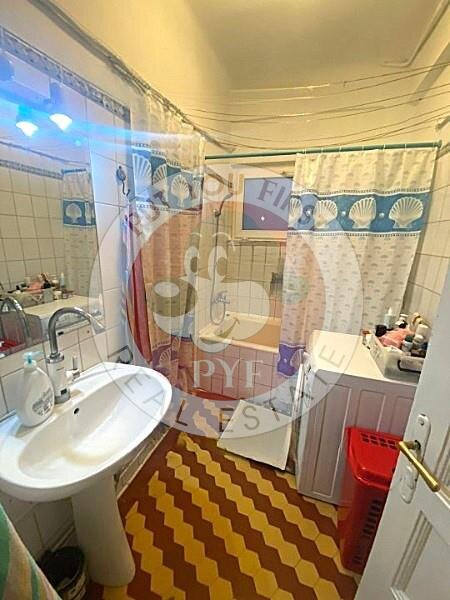 Grand Hotel | 3camere | etaj 3/4 | Lift | Centrala proprie | 81mp | U3 | B11235